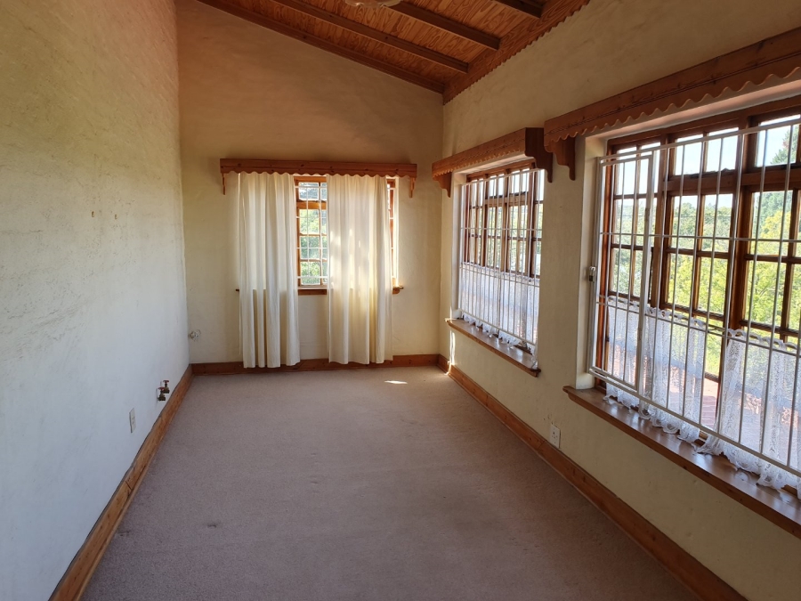 4 Bedroom Property for Sale in Hospitaalheuwel Free State